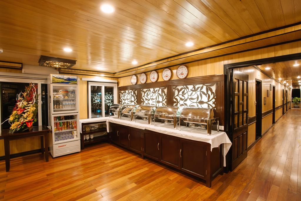Hotel Cristina Diamond Cruise Ha Long Habitación foto