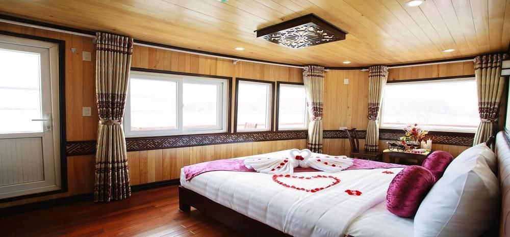 Hotel Cristina Diamond Cruise Ha Long Exterior foto