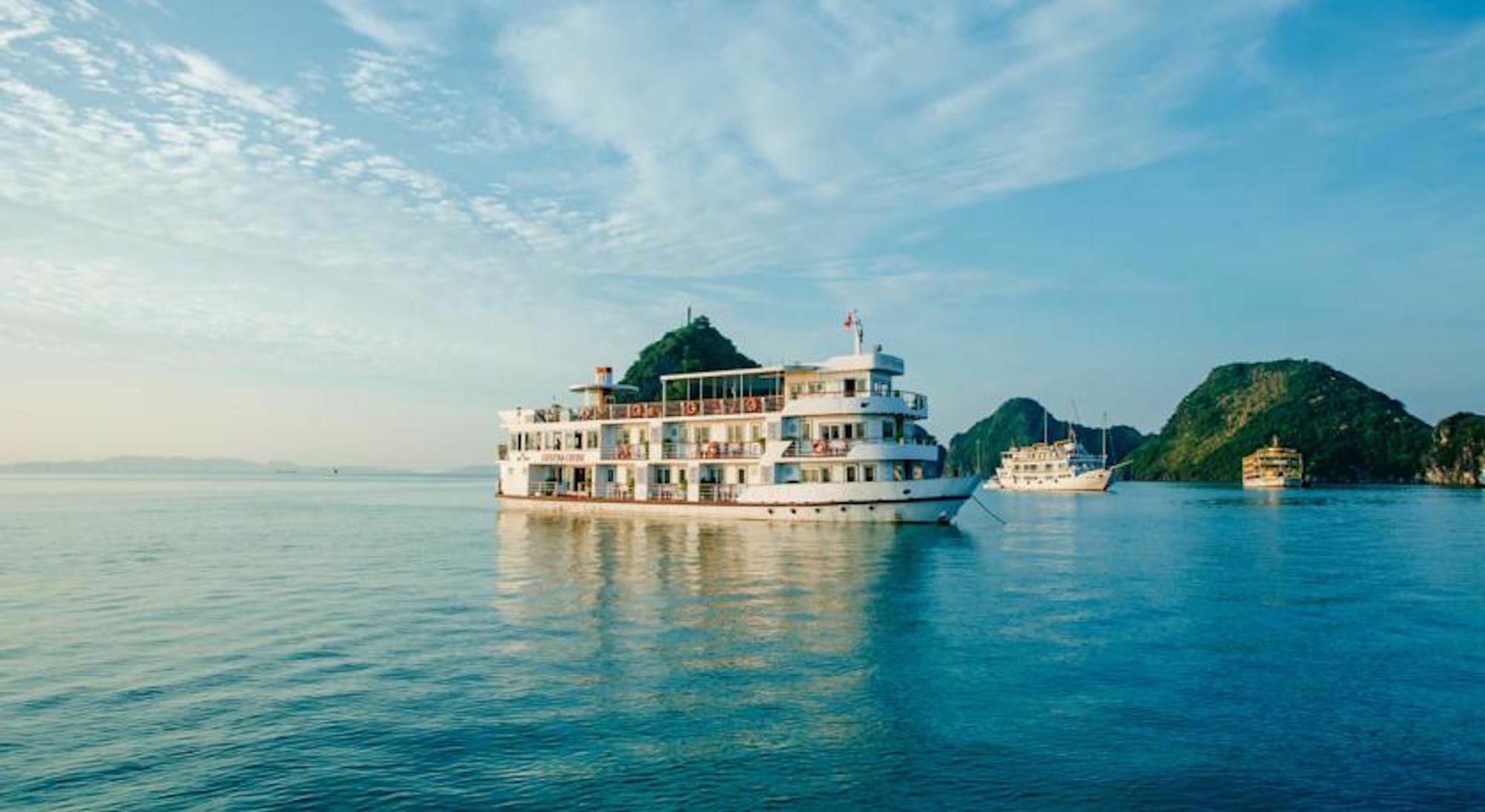 Hotel Cristina Diamond Cruise Ha Long Exterior foto